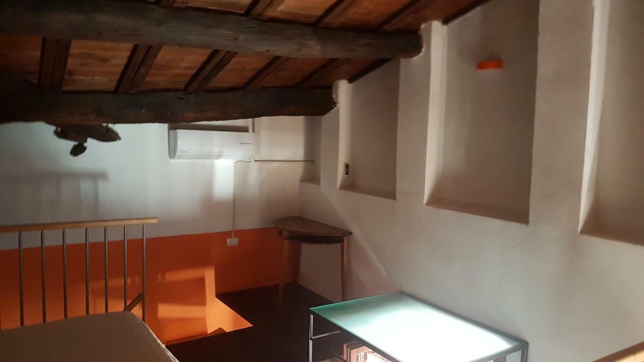 Casa Vacanza Angelo Ферара Екстериор снимка