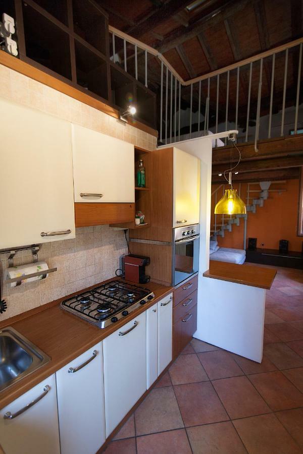 Casa Vacanza Angelo Ферара Екстериор снимка
